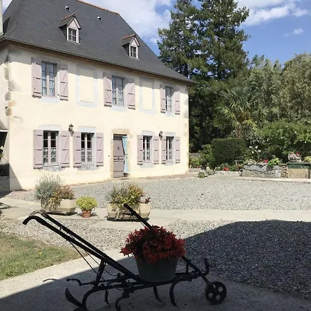Chez Bacabara Holiday home Boeil-Bezing